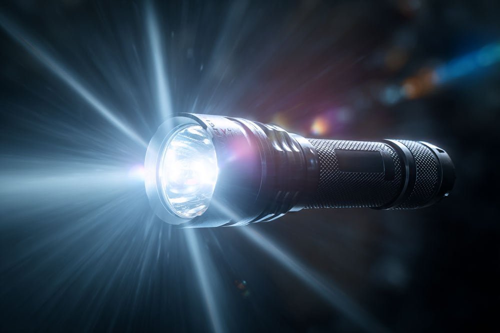 1000 lumen flashlight beam at night High lumen flashlight beam
