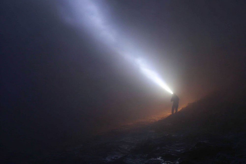 strobe light cut through fog low visibility