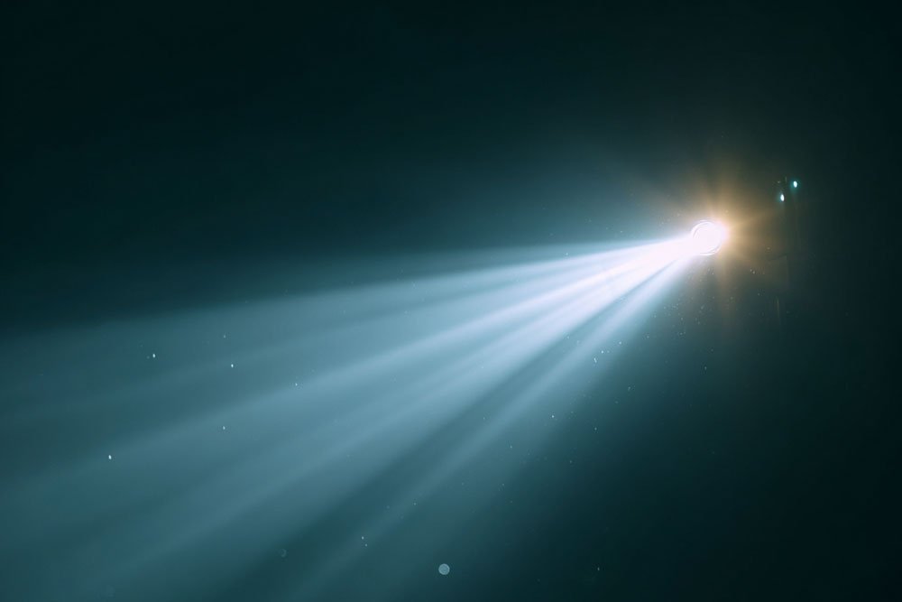 flashlight strobe mode effective in emergency